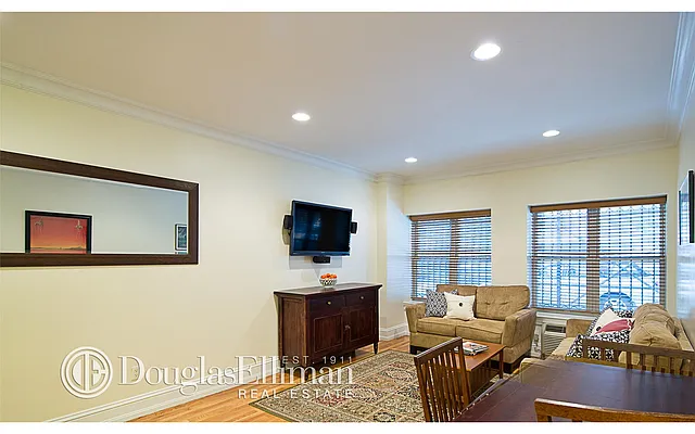 Rented by Douglas Elliman | media 25