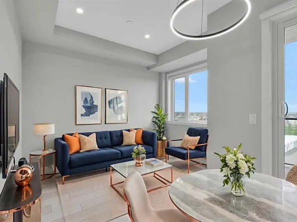 8230 S Broadcast Ave SW #516, Calgary, AB T3H 3V6