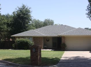 2913 Cripple Creek Trl, Grapevine, TX 76051