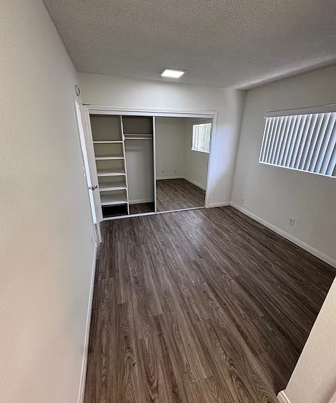16251 Woodruff Ave — Photo 31