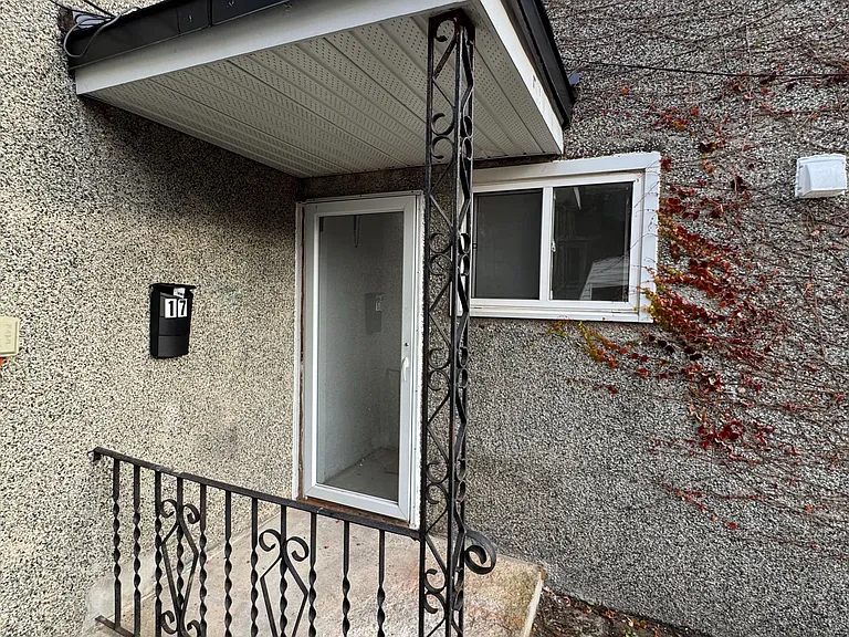 17 Loyer St — Photo 2