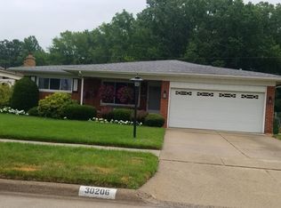 30206 Cousino Dr, Warren, MI 48092