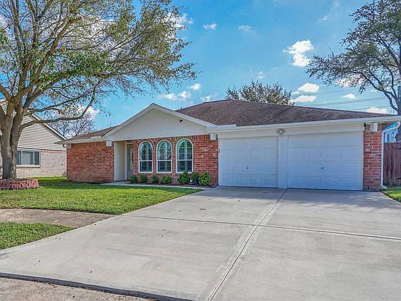 3rd image of 2310 Keyhole Ln