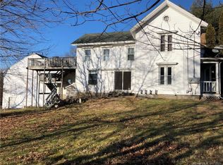 20 Norwich Rd, Quaker Hill, CT 06375