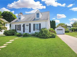 28 George St, Westerly, RI 02891