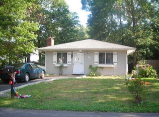 136 Moriches Ave, Mastic, NY 11950