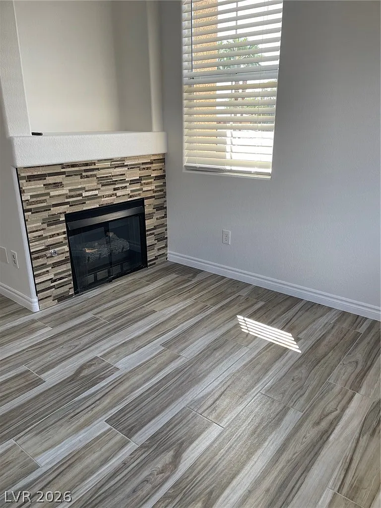 3 bed, 2.0 bath, 1260 sqft, $1,900 — Photo 3