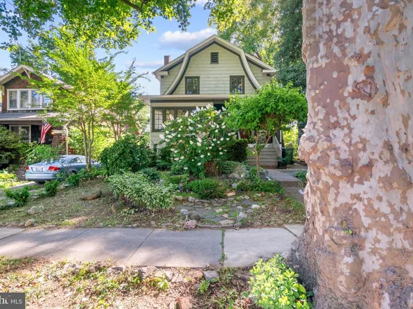 210 Mallow Hill Rd, Baltimore, MD 21229