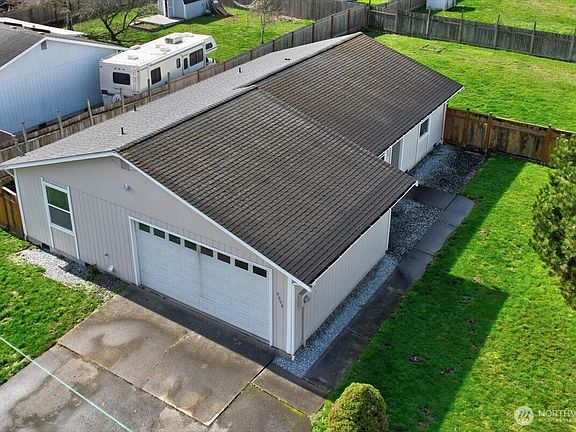 2nd image of 9908 20th Avenue E