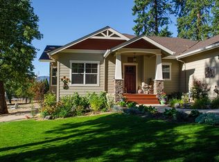 350 Summit Loop, Grants Pass, OR 97527