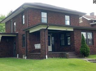 122 E Iron Ave, Dover, OH
