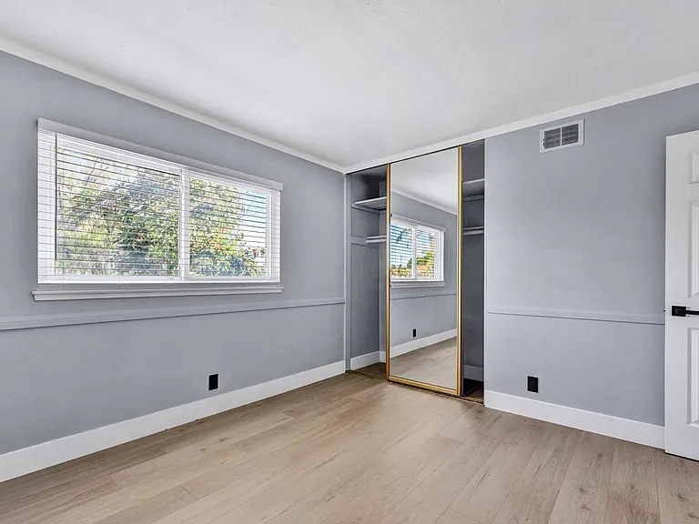 9882 Kings Canyon Dr — Photo 30
