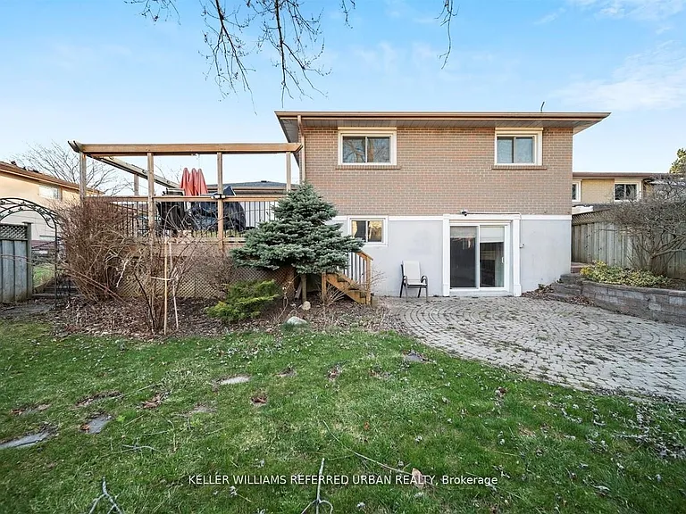 181 Centennial Rd #LOWER — Photo 13