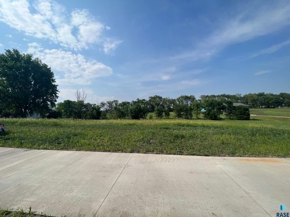 0 E Boynton Ave, Lennox, SD 57039