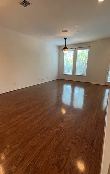 4419 Buena Vista St #21 — Photo 6