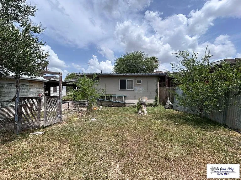 1181 N Dick Dowling St — Photo 11