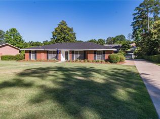3811 Brookwood Dr, Phenix City, AL 36867