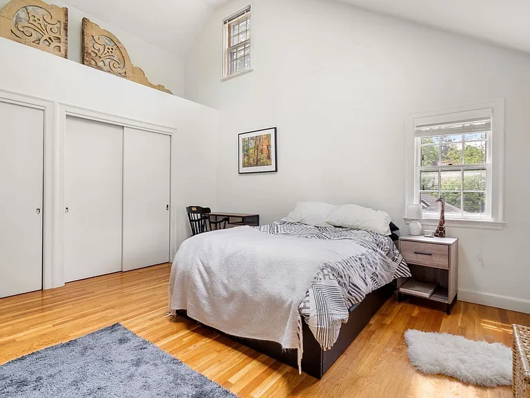 205 Brattle St — Photo 25