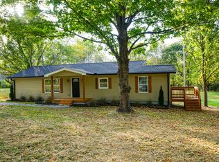 1080 Manley Loop, Dickson, TN 37055