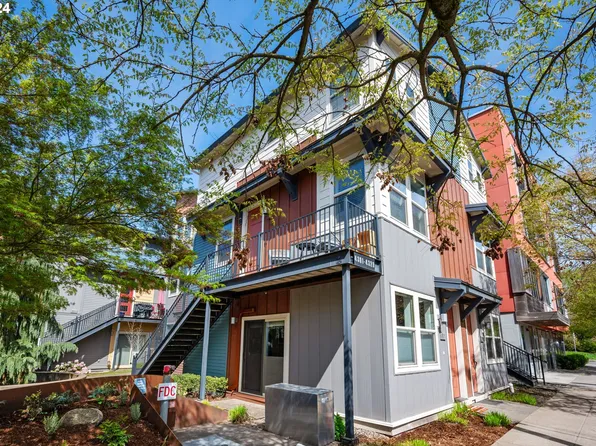 4329 SE Division St Unit A, Portland, OR 97206