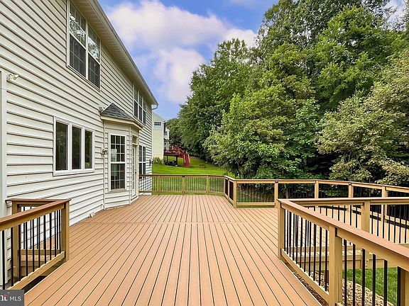 5th image of 13735 Andorra Dr