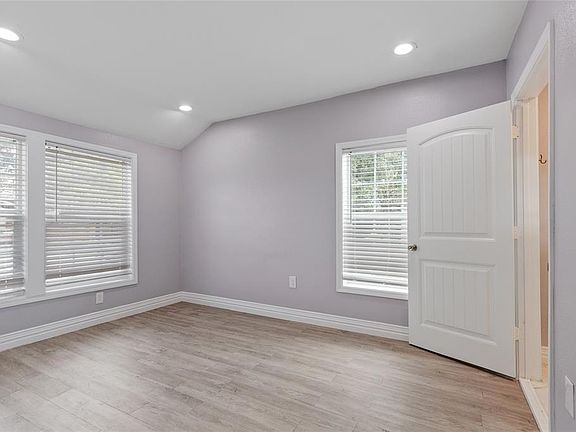 5th image of 1221 Sunset Drive
