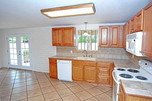3rd image of 4505 S Calle Capote