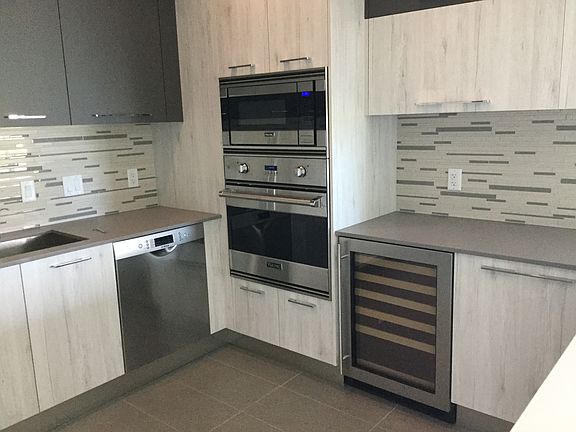 4th image of 159 Taft Dr Unit 205