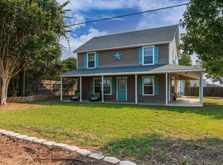 212 W Crabapple, Fredericksburg, TX 78624