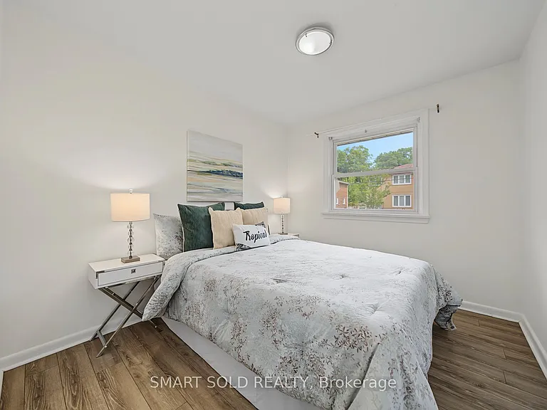 1 Cameo Cres — Photo 18