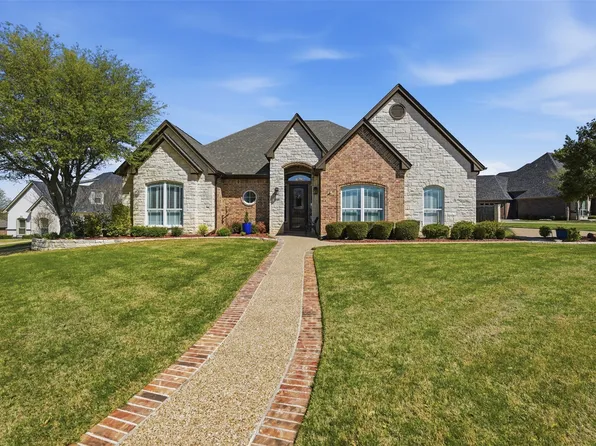 2262 Cedar Grove Dr, Cleburne, TX 76033