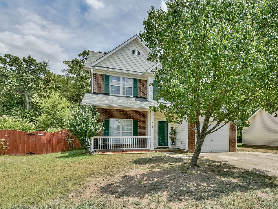 1st image of 2916 Emerald Meadow Ln