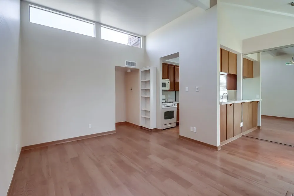 1 bed, 640 sqft, $2,895 — Photo 2