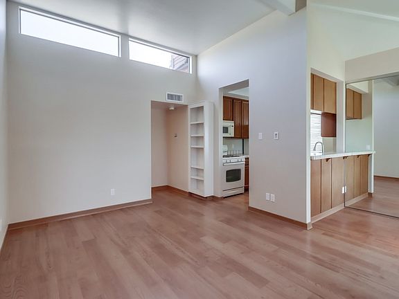 2nd image of 3950 Louisiana St Unit 201