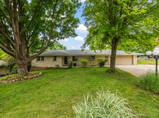 6730 NW Timberline Dr, Des Moines, IA 50313