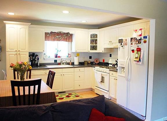4th image of 6709 Cherryvale Dr