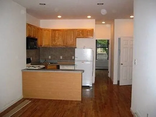 Rented by Smith Hanten Properties | media 4