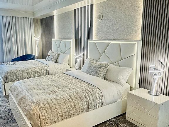3rd image of 18001 Collins Ave #1110