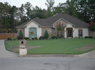 219 Millridge Ct, White Oak, TX 75693