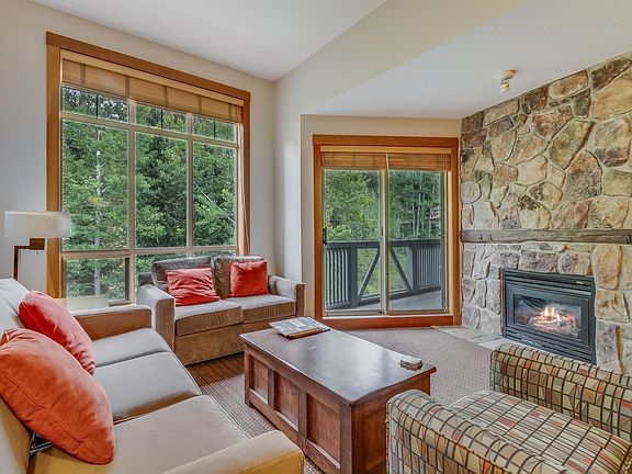 3rd image of 2036 London Ln #532D
