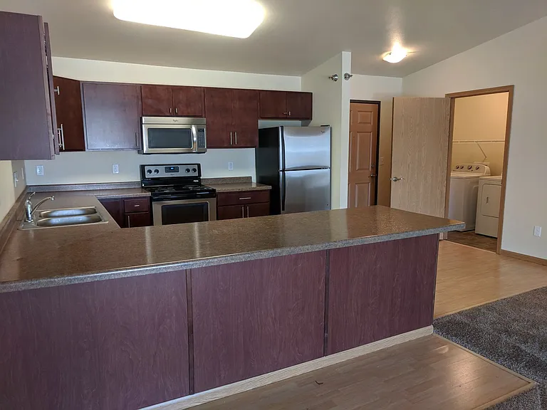 West Lake III Apartments — Photo 168