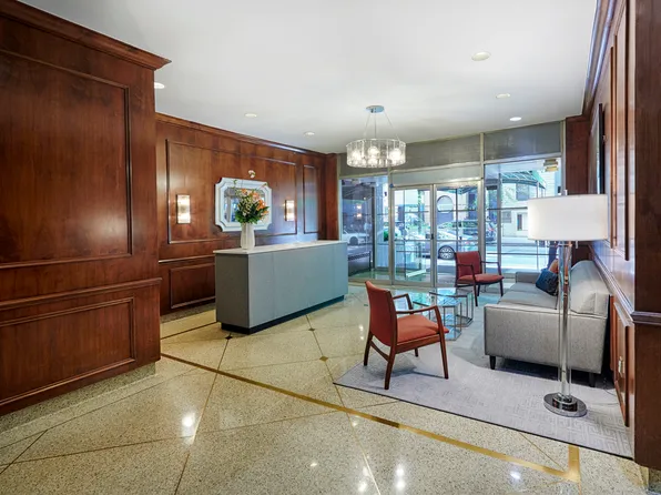 225 East 46th Street image 13 of 17