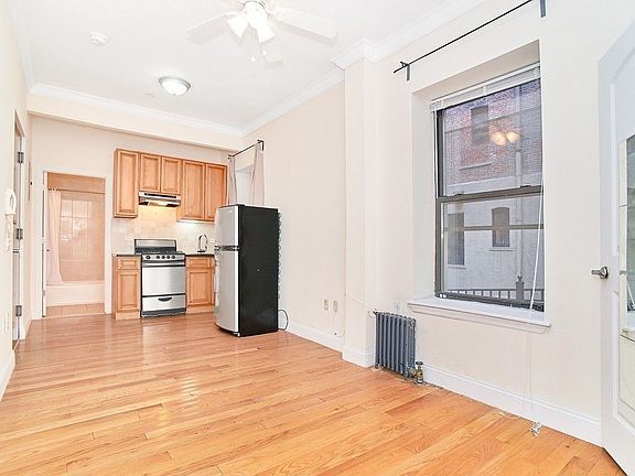 2nd image of 560 W 144th St #4A