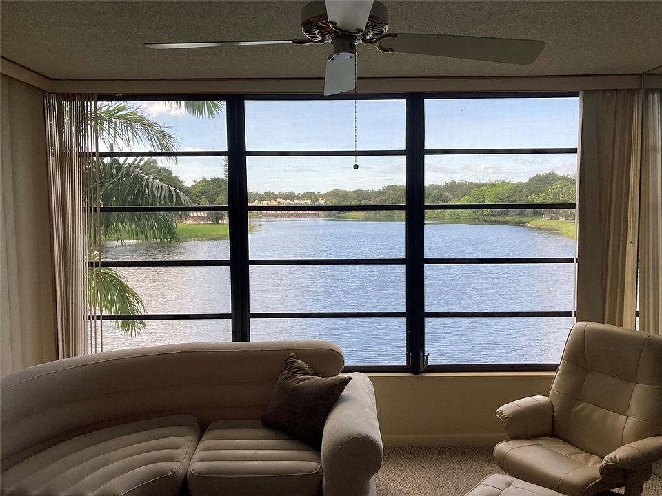 1st image of 1532 Whitehall Drive #203