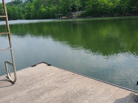 5th image of 352 Perry Smith Ln