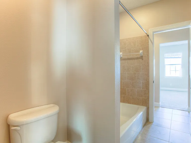 204 Aberdeen Pond Dr — Photo 20