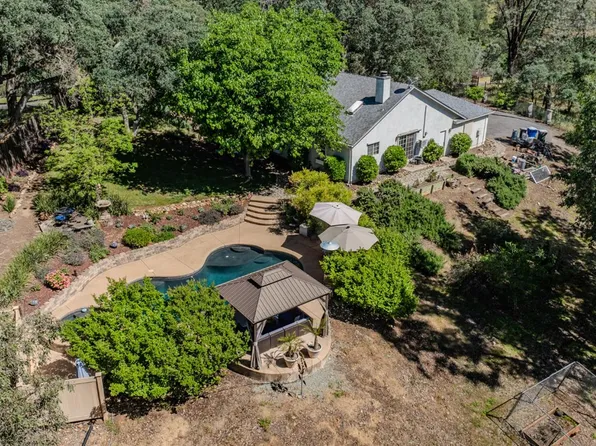 8866 Siegel St, Valley Springs, CA 95252