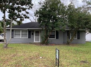 1305 Highland Dr, Bay City, TX 77414