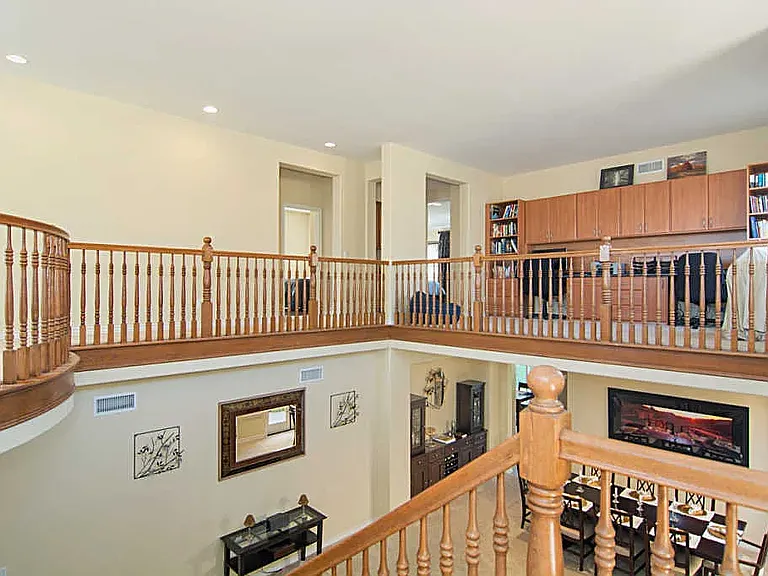 4724 Fairport Way — Photo 3
