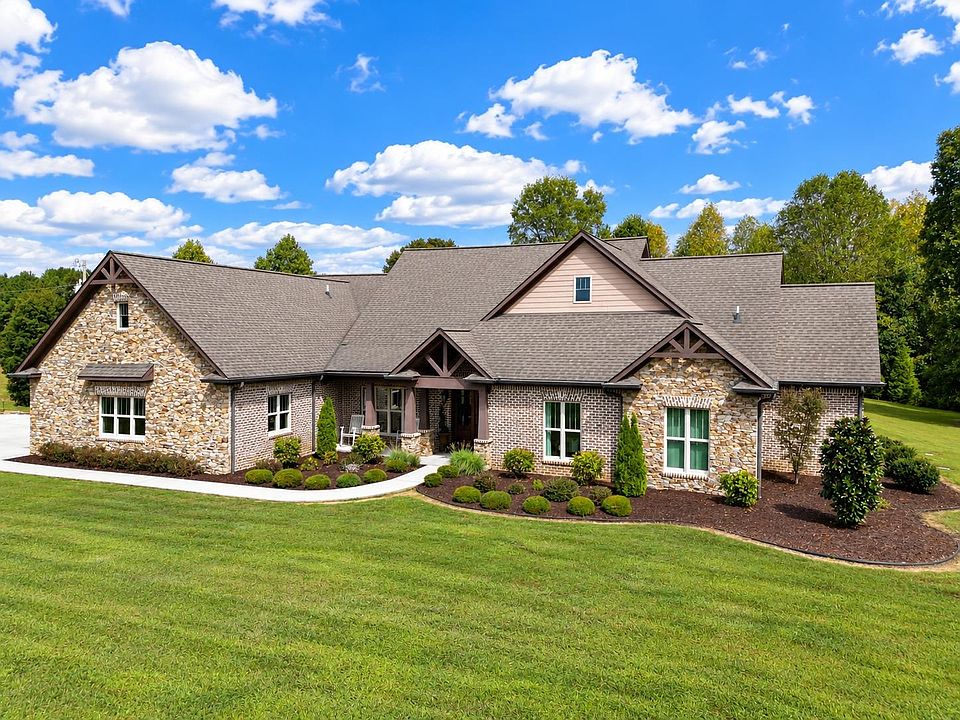 1st image of 820 County Road 1112